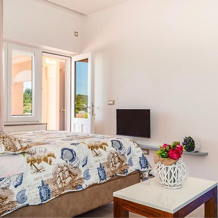 Apartment Bilice Beach Εξωτερικό φωτογραφία