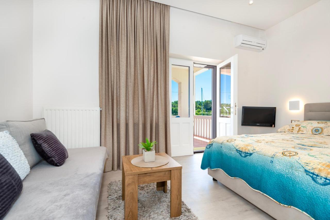 Apartment Bilice Beach Εξωτερικό φωτογραφία