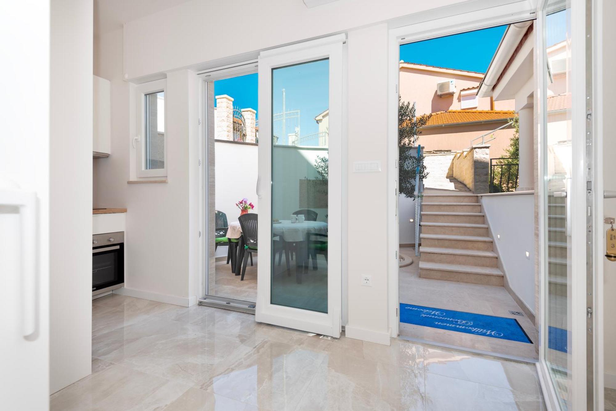 Apartment Bilice Beach Εξωτερικό φωτογραφία