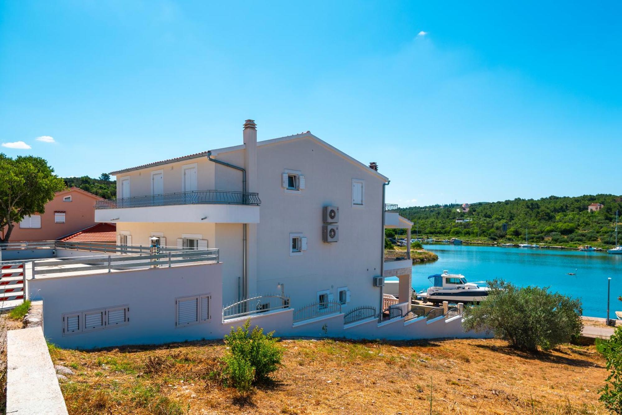 Apartment Bilice Beach Εξωτερικό φωτογραφία